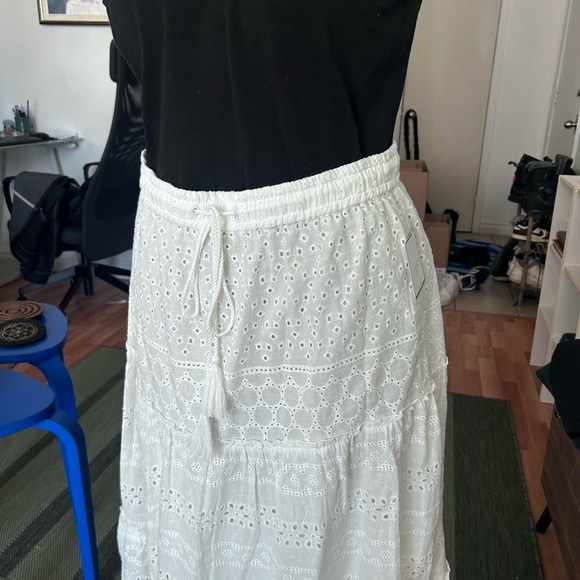 Maxi bobo White skirt brand new - Picture 4 of 8
